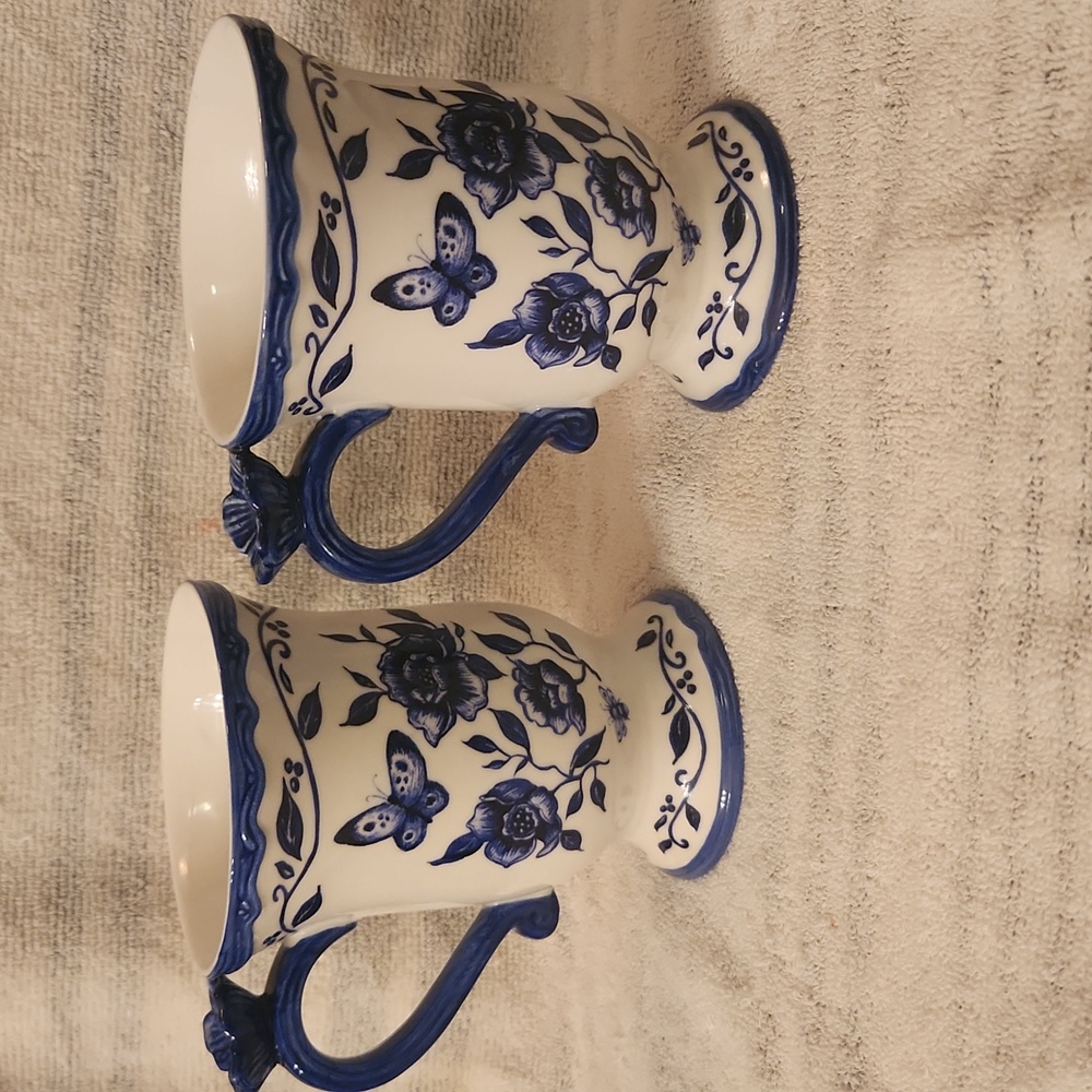 Cracker Barrell Susan Winget Blue Bliss Set Of 2 Coffee Mugs -Rare- - Picture 4 of 5